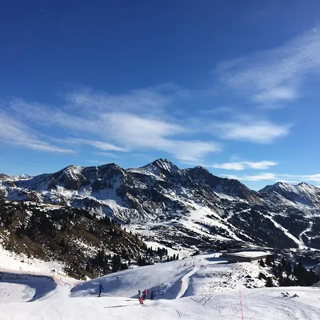 Riverside Apartment *